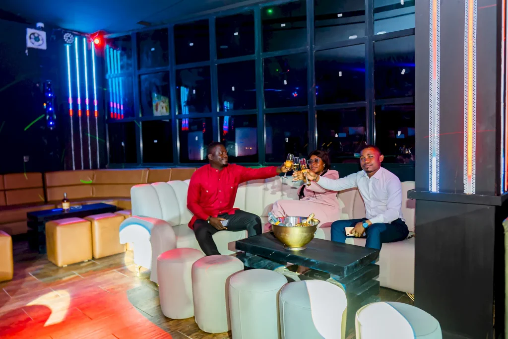 Le Lagon Night-Club vue de nuit
